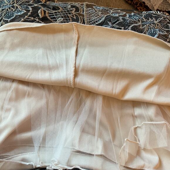 NWT Speechless LaceOverlay Formal/Cocktail/Festive Silver/nude Strapless Dress 9 - Picture 10 of 12